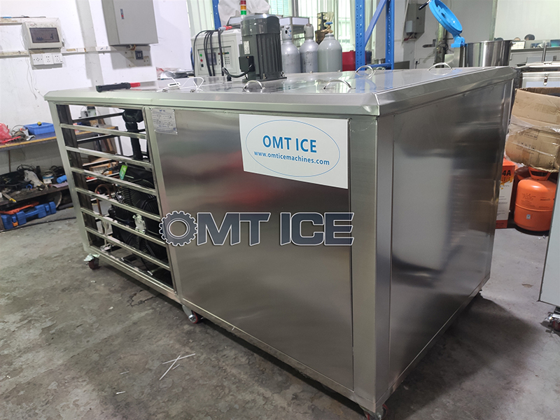 OMT 1T blokový stroj na výrobu ledu do Zambie 2