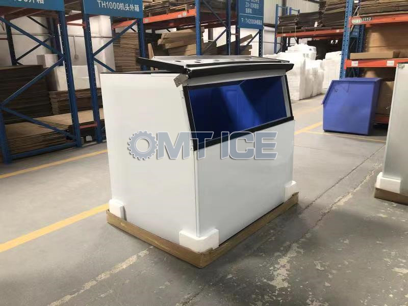 OMT 700kg cube ice machine 1