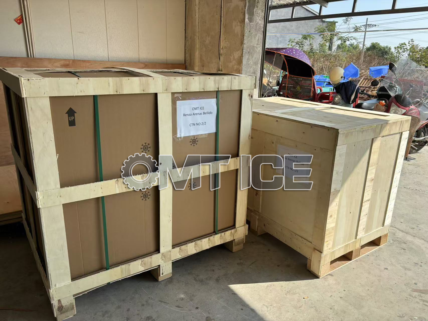 OMT 1000KG Cube Ice Machine Split Design Shipped to Ghana-5