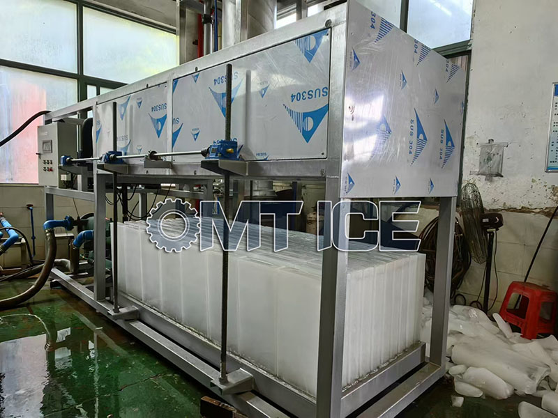 OMT 6Ton Direct Cooling Ice Block Machine Project to Haiti-1 拷贝